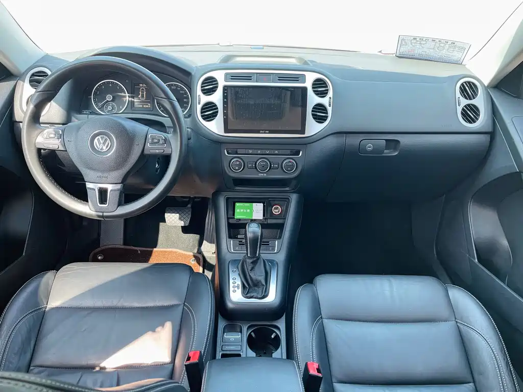Volkswagen Tiguan — миниатюра 13