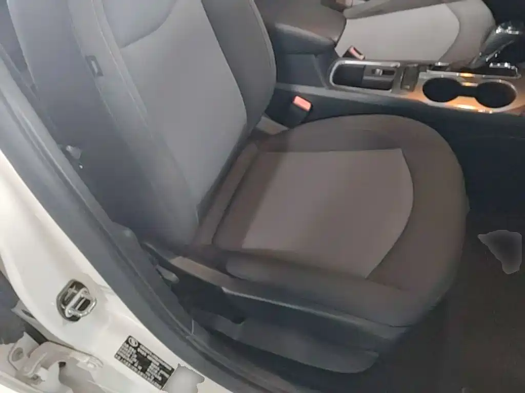 Chevrolet Cruze — миниатюра 25