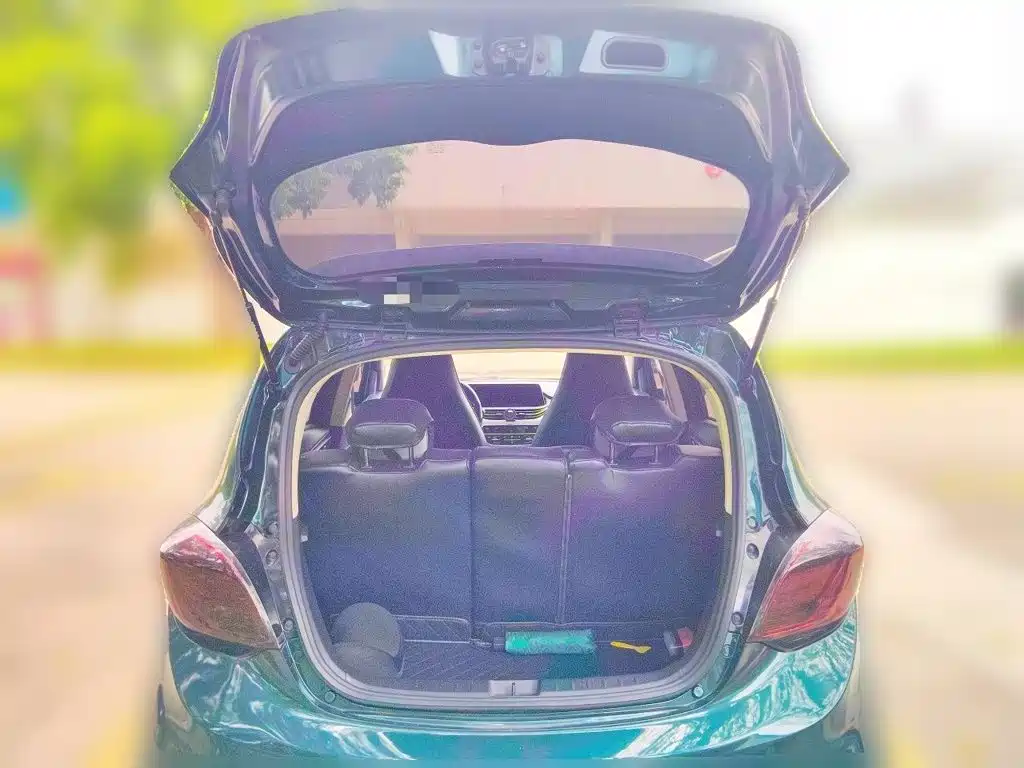 Changan Benben E-Star — миниатюра 20