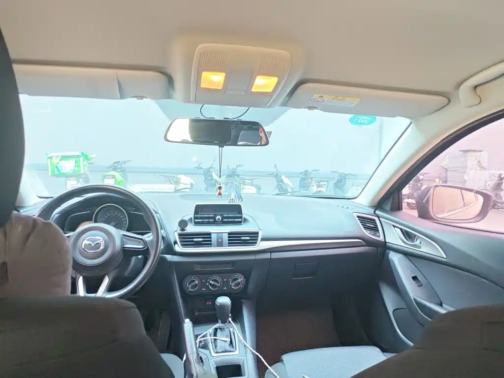Mazda 3 Axela — миниатюра 14