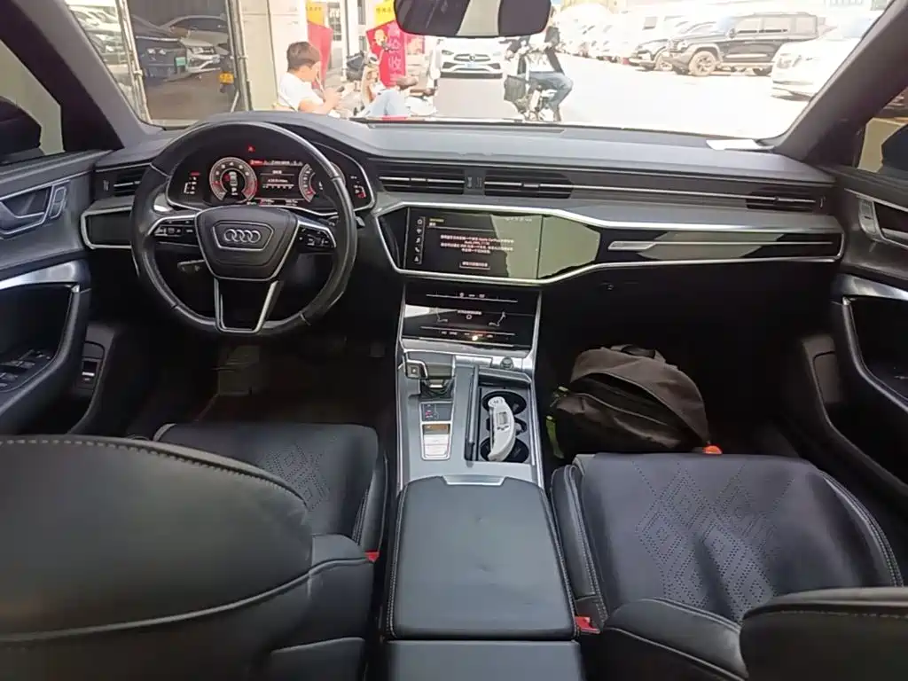 Audi A6L — миниатюра 10