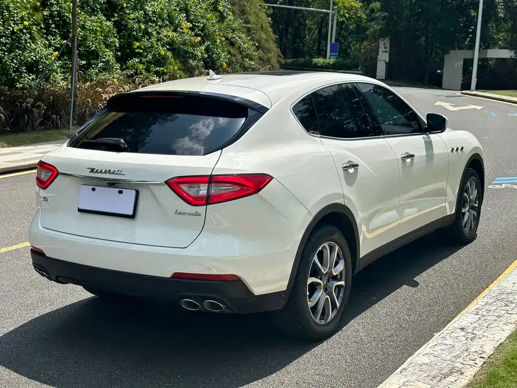 Maserati Levante — фотографии объявления, Фото 6