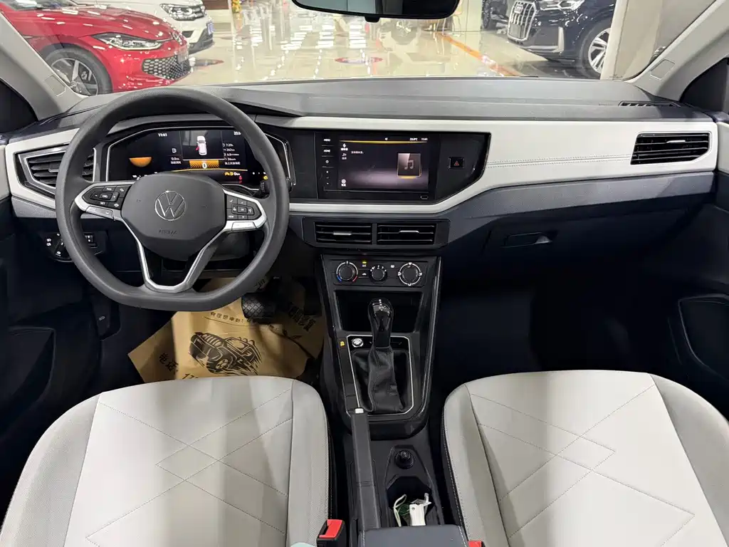 Volkswagen Lavida — миниатюра 7