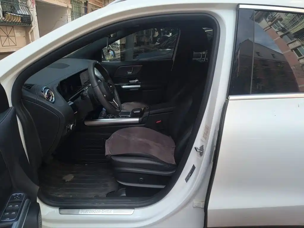 Mercedes-Benz GLA — миниатюра 8