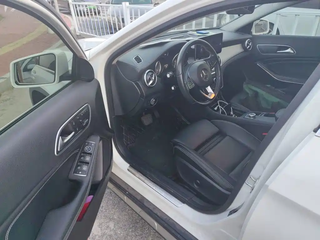 Mercedes-Benz GLA — миниатюра 14