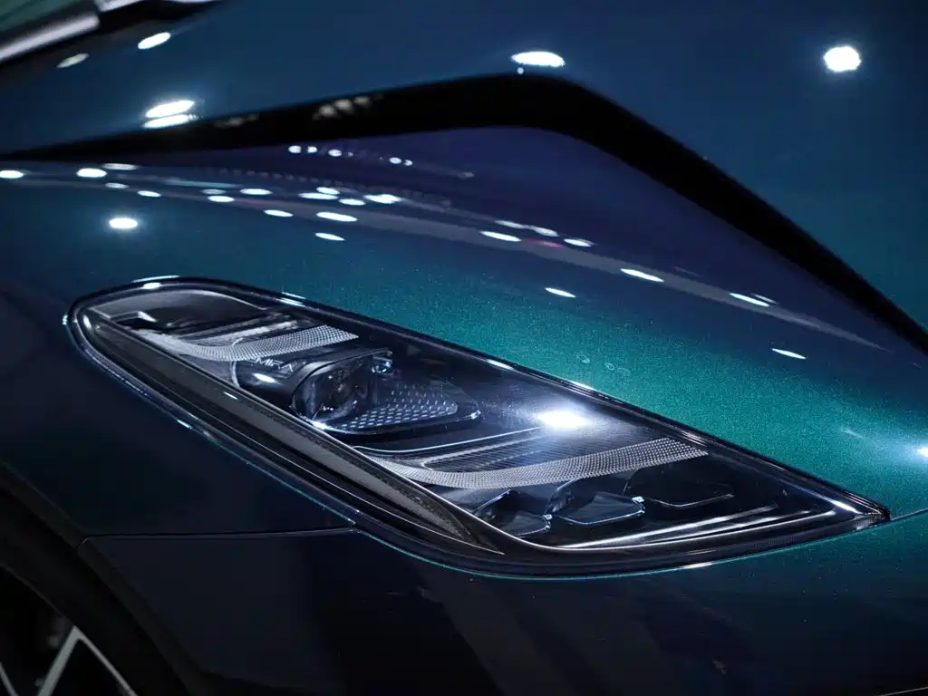Lotus Emira — миниатюра 6