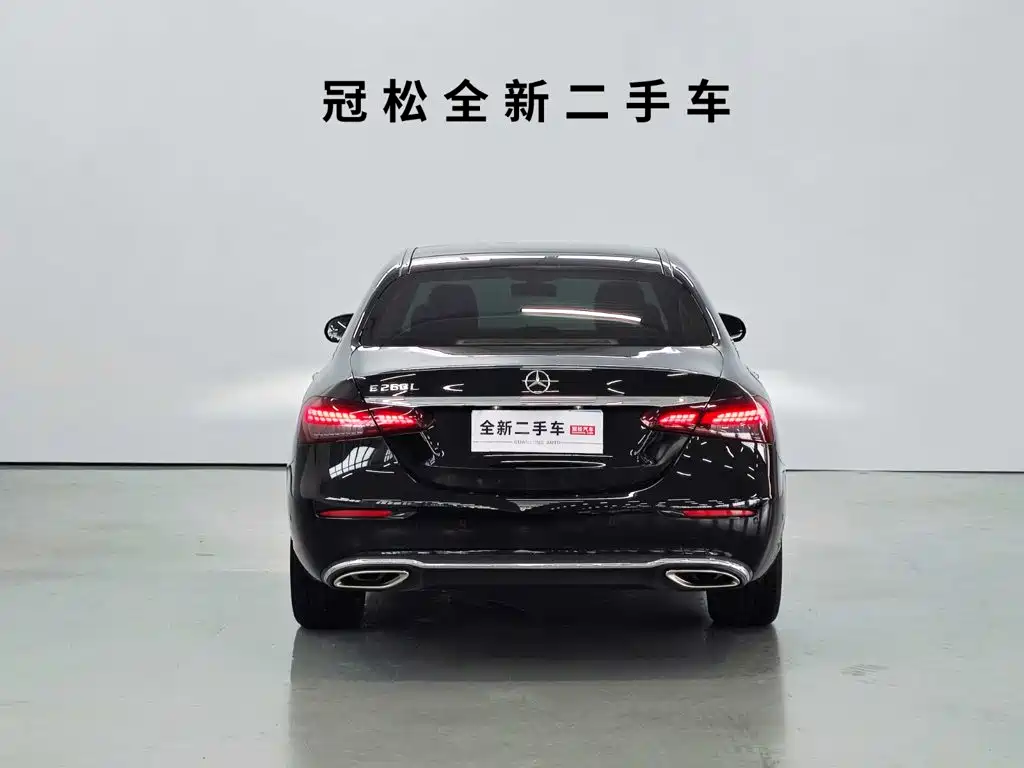 Mercedes-Benz E-Class — миниатюра 5