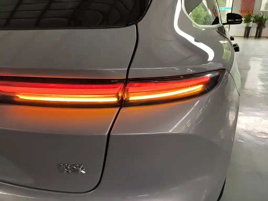 NIO ET5T — миниатюра 8