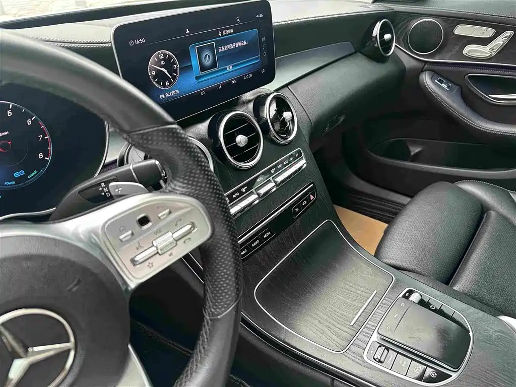 Mercedes-Benz C-Class — миниатюра 14