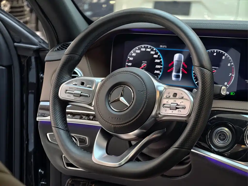 Mercedes-Benz S-Class — миниатюра 23