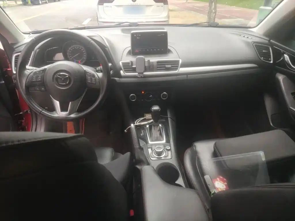 Mazda 3 Axela — миниатюра 10