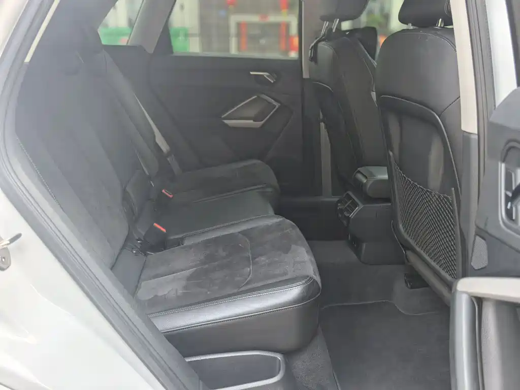Audi Q3 2022 35 TFSI
