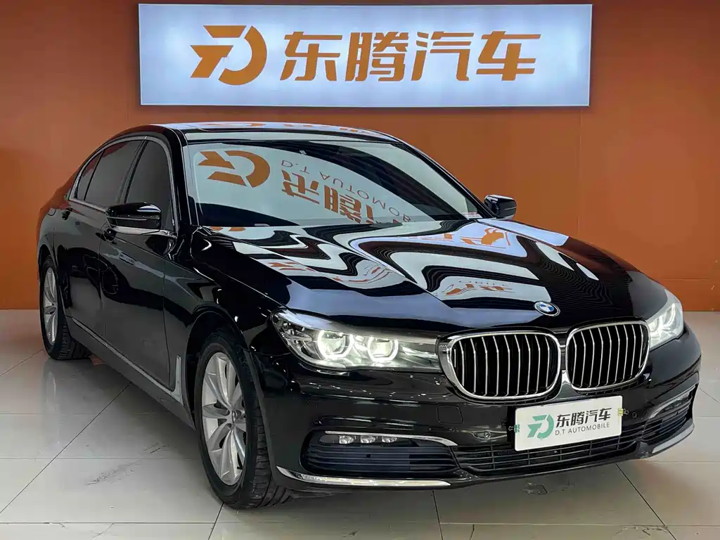 BMW 7 Series — миниатюра 3