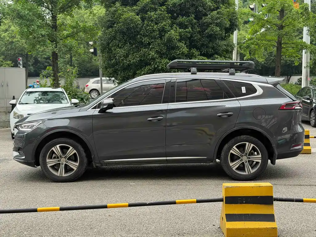BYD Tang — миниатюра 4