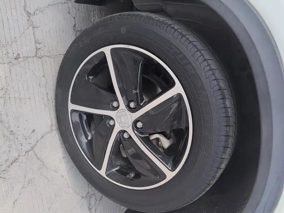 Honda Vezel — миниатюра 6