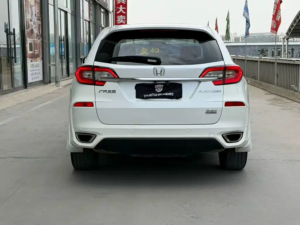 Honda Avancier — миниатюра 4