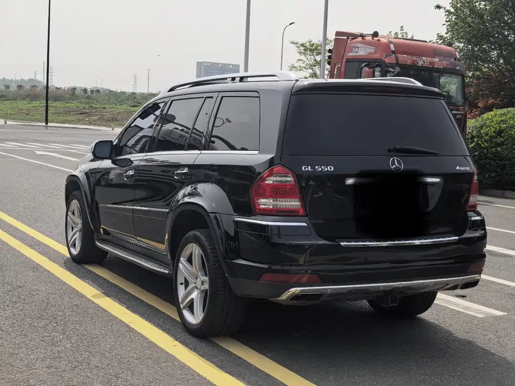 Mercedes-Benz GL 2010 GL 550 4MATIC