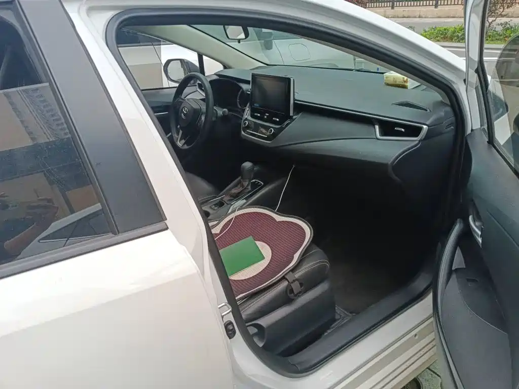 Toyota Corolla — миниатюра 19