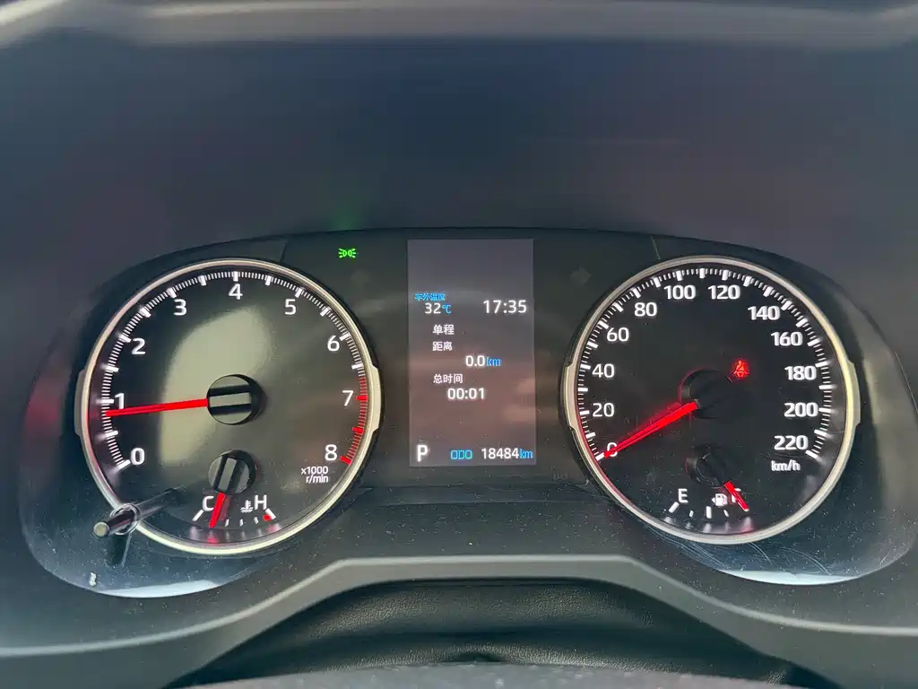 Toyota RAV4 — миниатюра 15