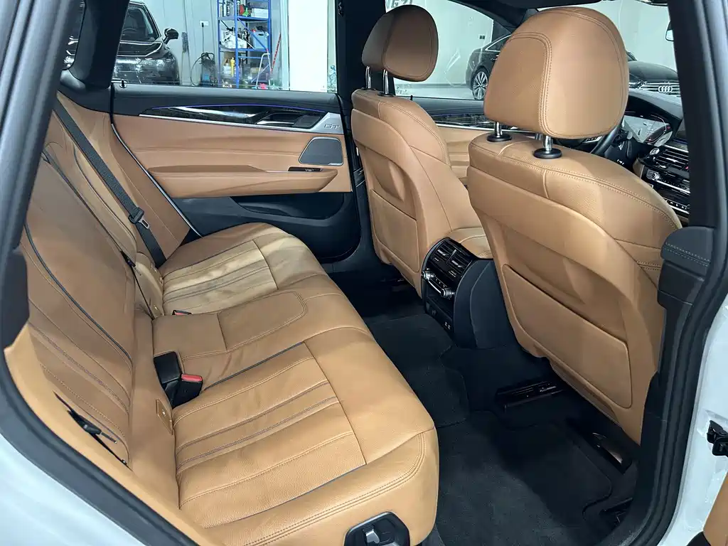 BMW 6 Series GT — миниатюра 15