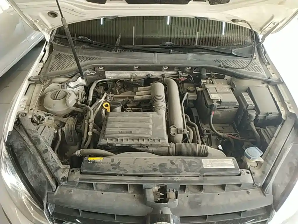 Volkswagen Golf — миниатюра 20