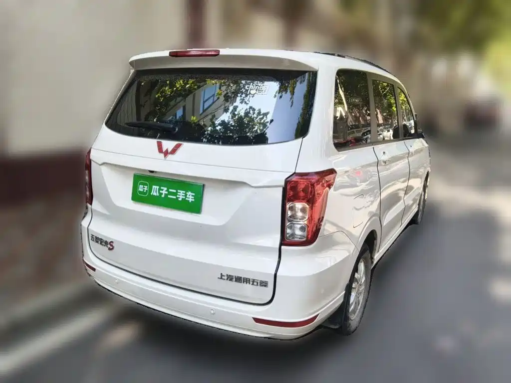 Wuling Hongguang — миниатюра 4