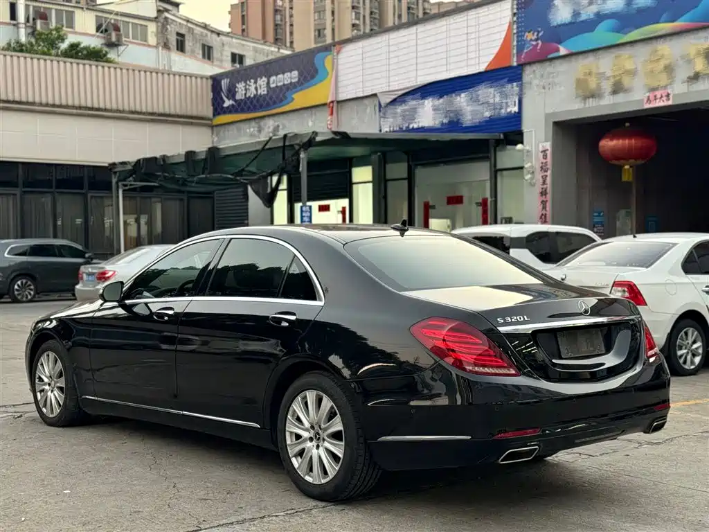 Mercedes-Benz S-Class — миниатюра 14