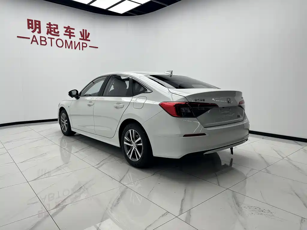 Honda Civic — миниатюра 8