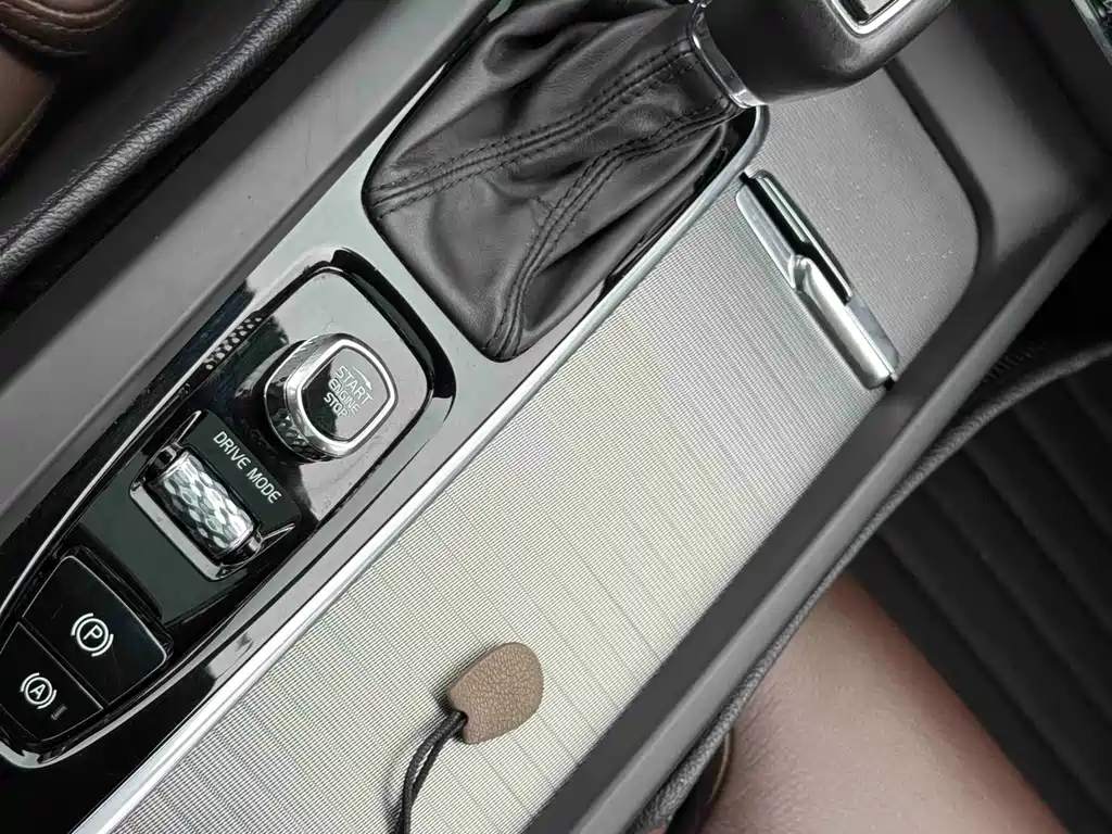 Volvo XC60 — миниатюра 7