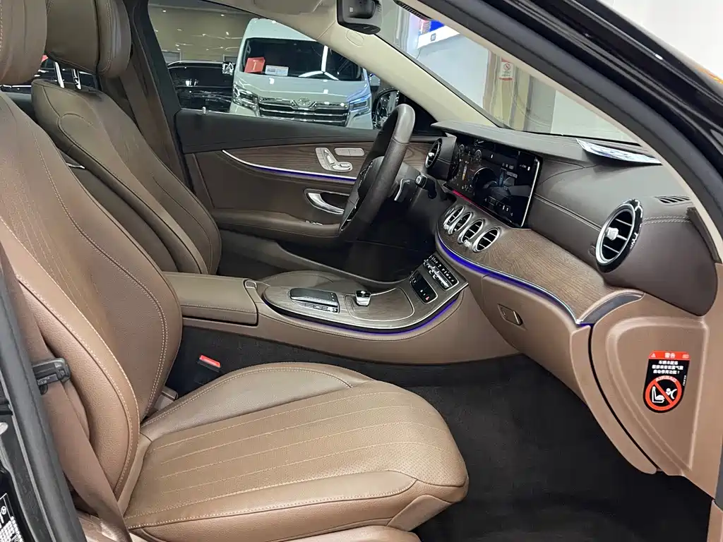 Mercedes-Benz E-Class New Energy — миниатюра 8