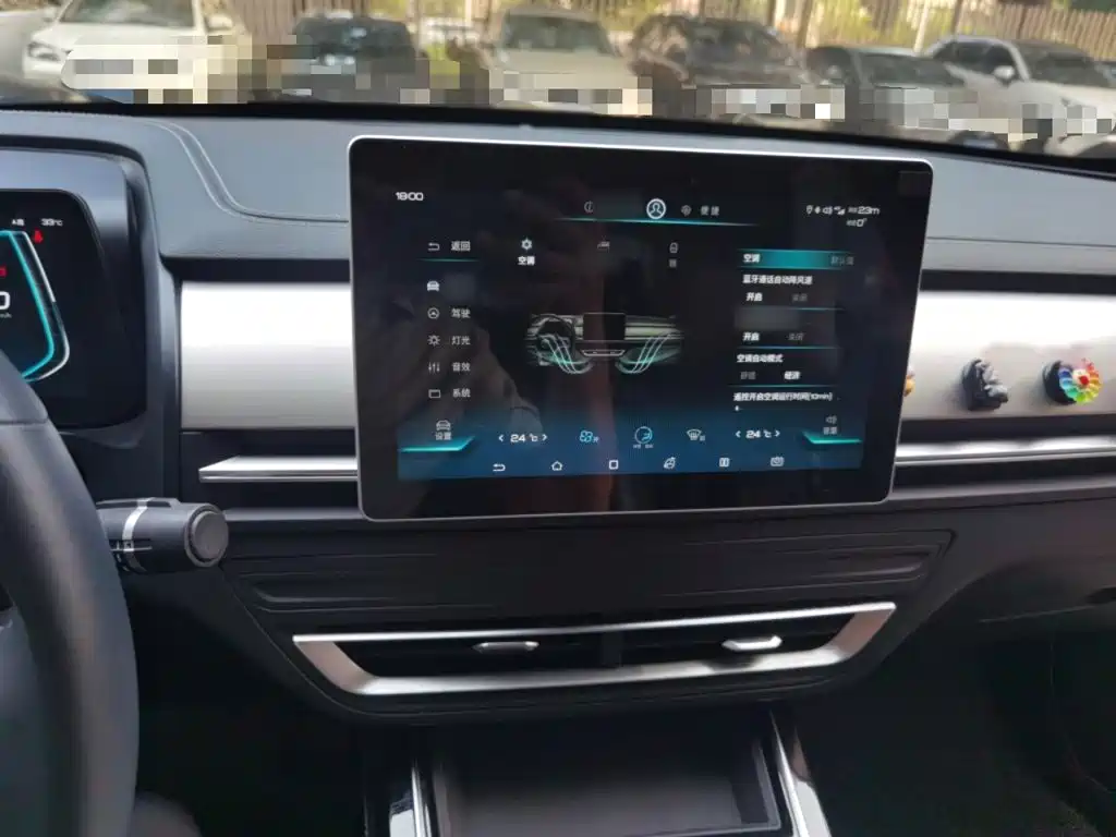 BYD Qin Pro NEV — миниатюра 6