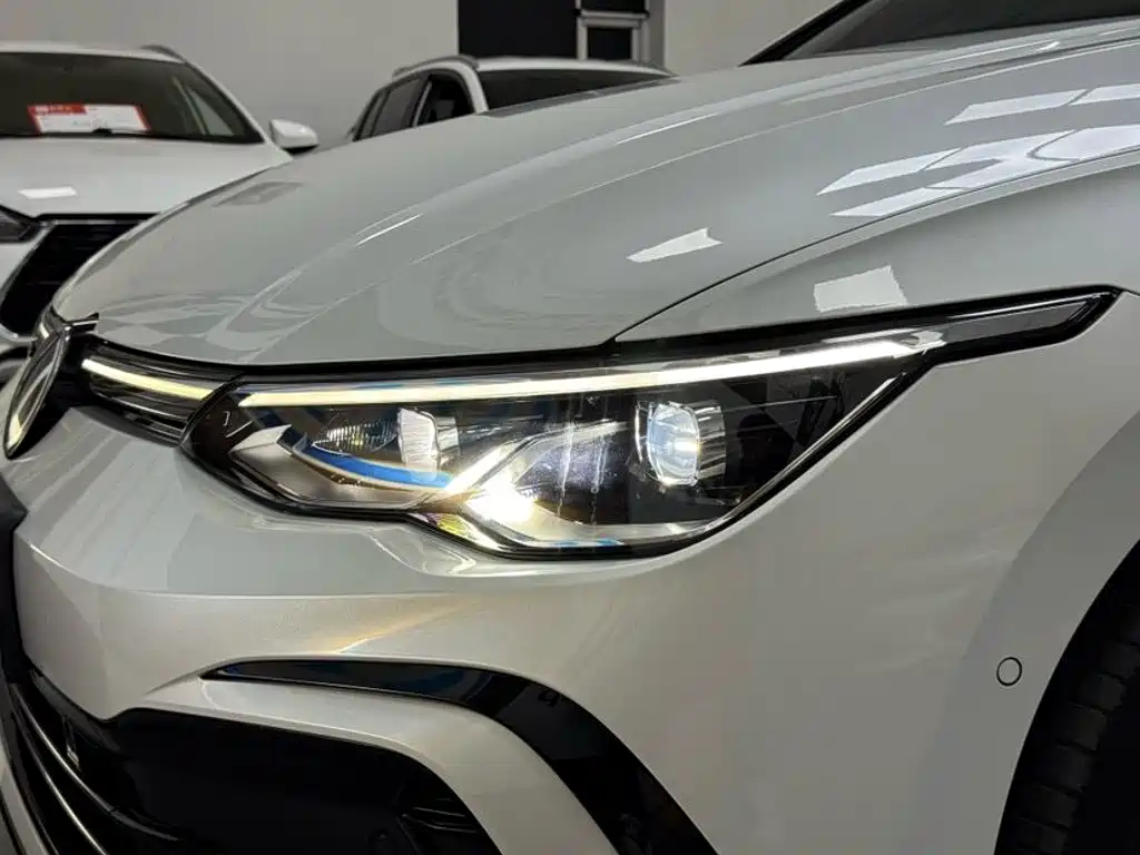 Volkswagen Golf — миниатюра 21