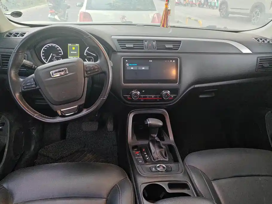 Qoros Qoros 5 — миниатюра 12