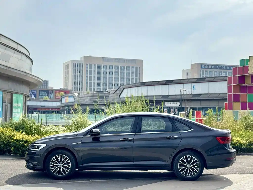 Volkswagen Sagitar — миниатюра 5
