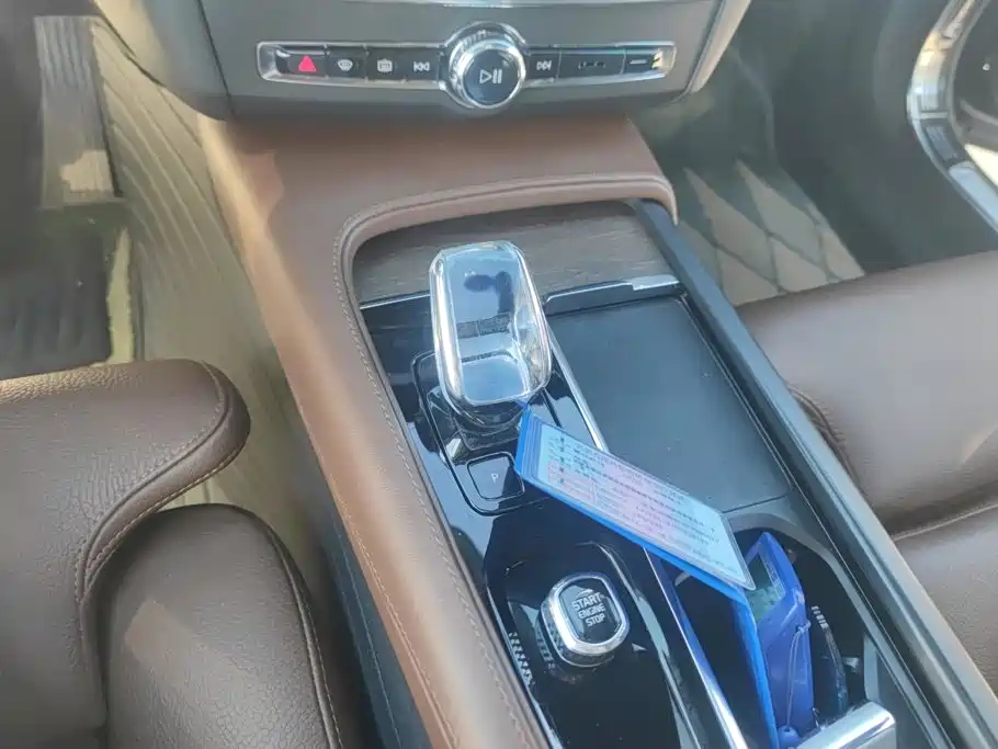 Volvo S90 — миниатюра 16