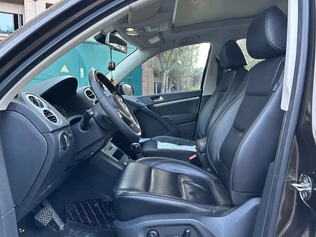 Volkswagen Tiguan — миниатюра 4