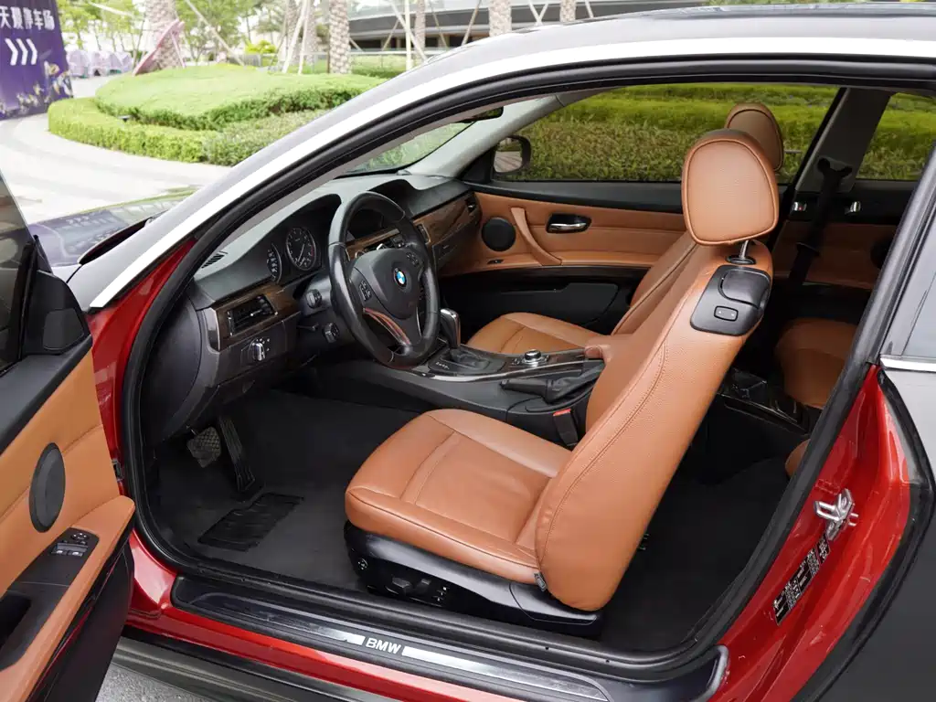 BMW 3 Series 3 2011 330i