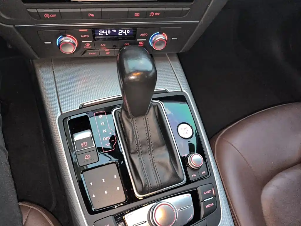 Audi A6L — миниатюра 10