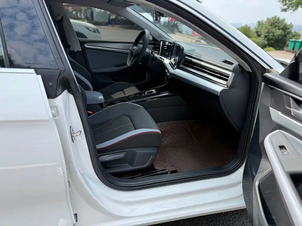 Volkswagen Lamando — миниатюра 9