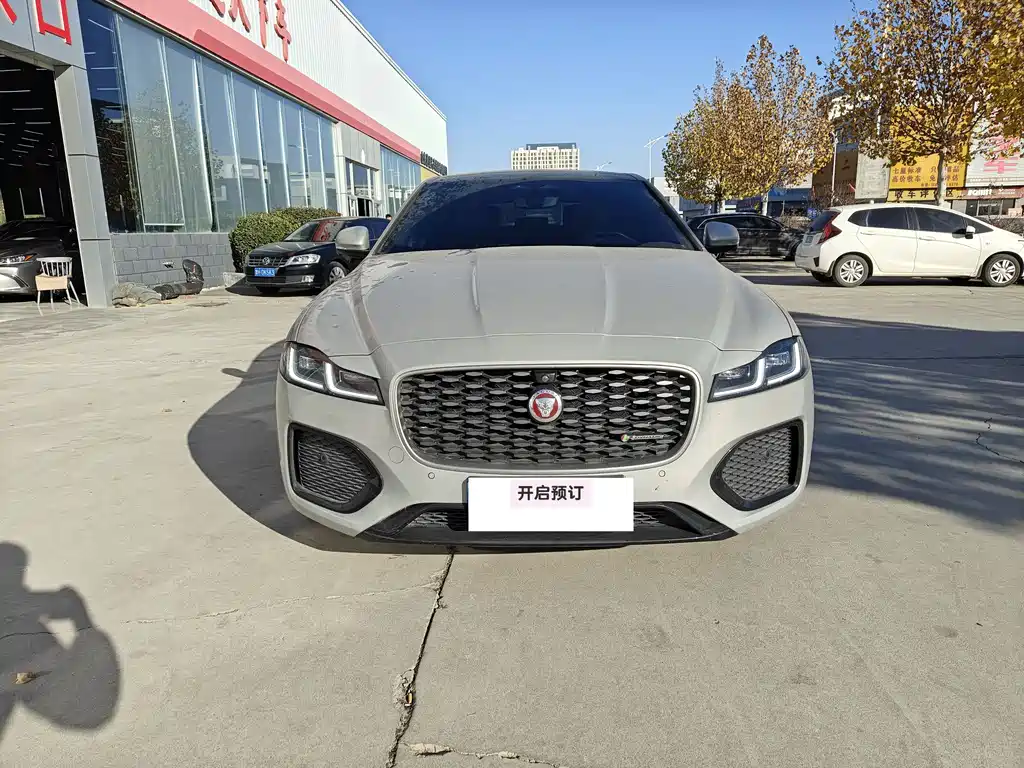 JAGUAR XFL
