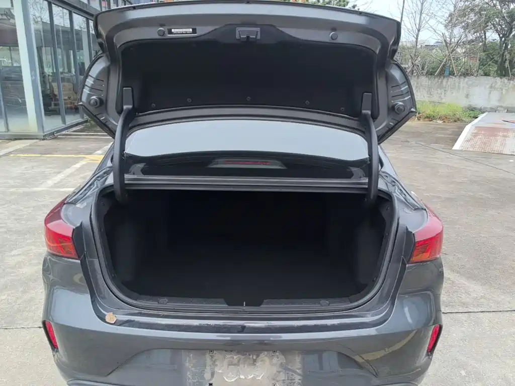 Changan Eado — миниатюра 19