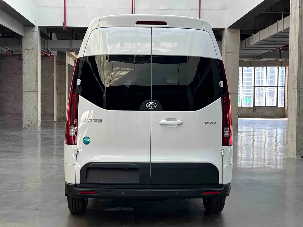 MAXUS V70 — миниатюра 4
