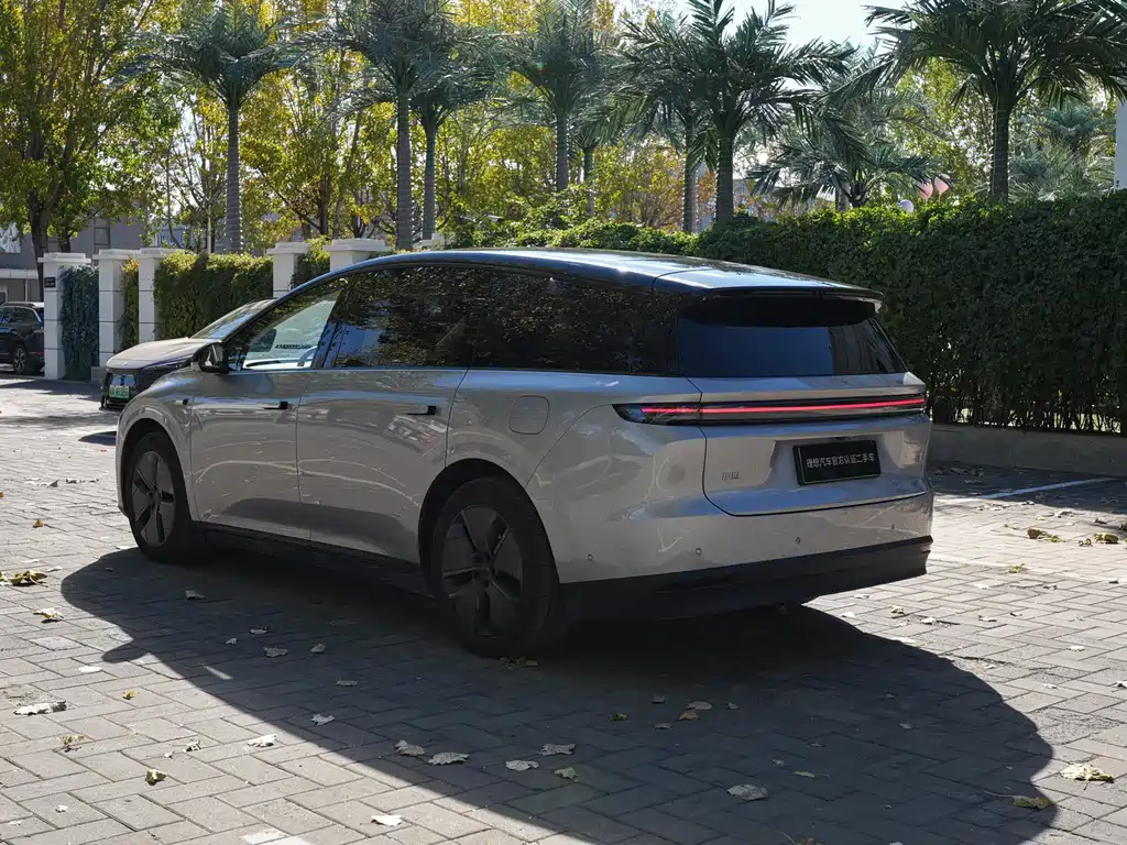 Li Auto Li i8 — миниатюра 7