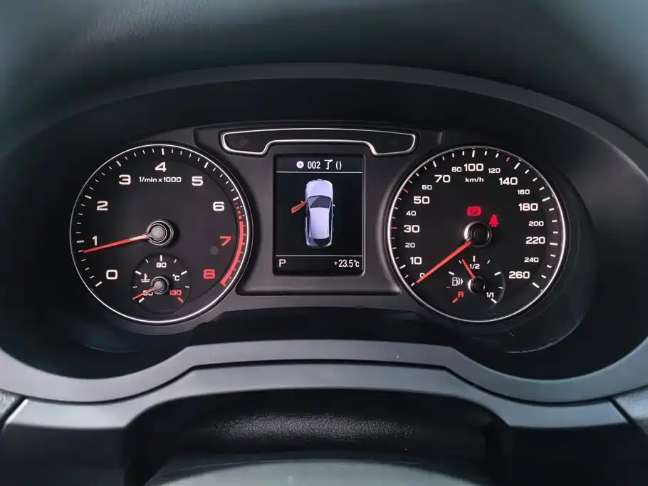 Audi Q3 — миниатюра 14