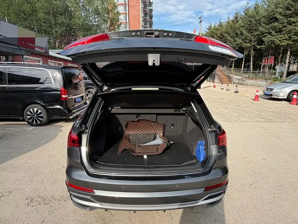 Audi Q3 — миниатюра 14
