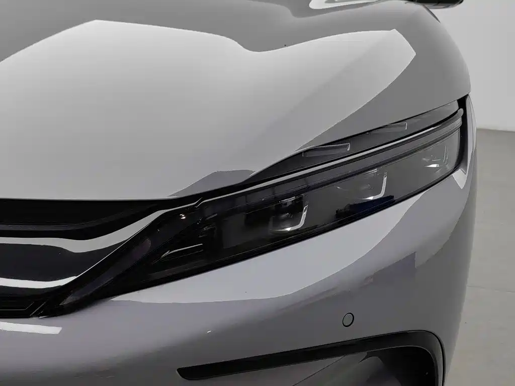 BYD Han — миниатюра 7