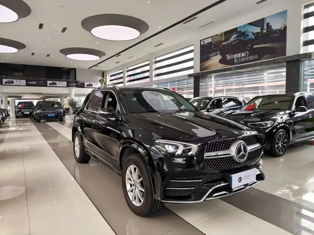 Mercedes-Benz GLE (Import) — миниатюра 3