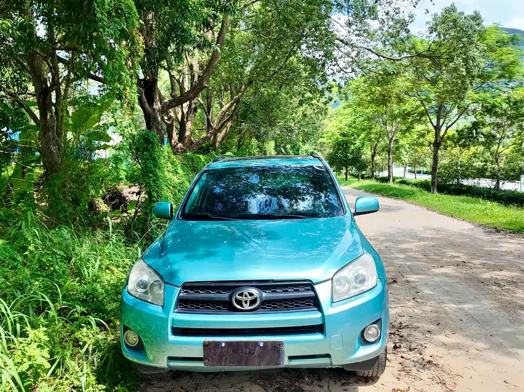 Toyota RAV4 — миниатюра 46
