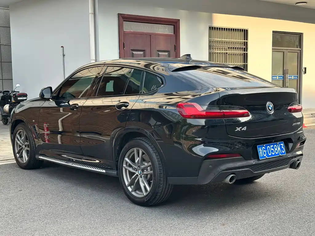 BMW X4 — миниатюра 11