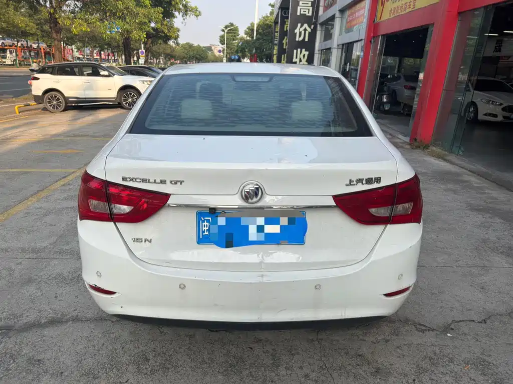 Buick Excelle — миниатюра 9